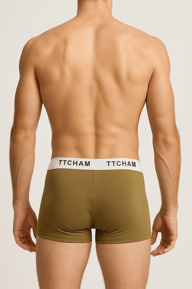Drei TTCHAM Herren Boxer Shorts aus Baumwolle in verschiedenen Farben, bequem und klassisch für den Alltag.