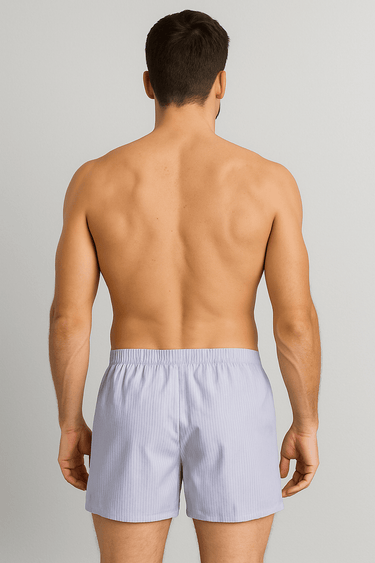 TTCHAM Home Shorts in Hellblau mit Nadelstreifen -Rückseite- TTCHAM 